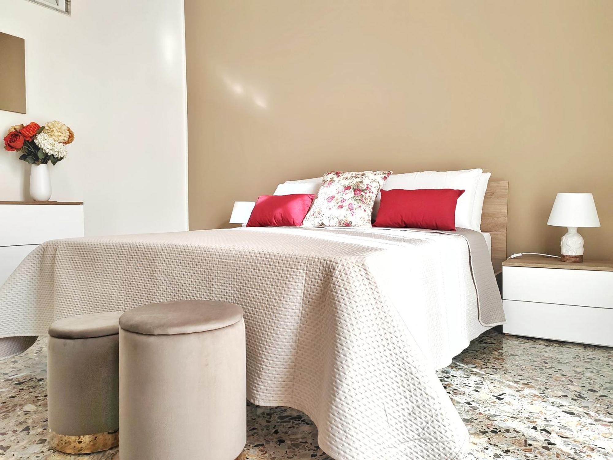 Dimora Amira Apartment Monopoli Bagian luar foto