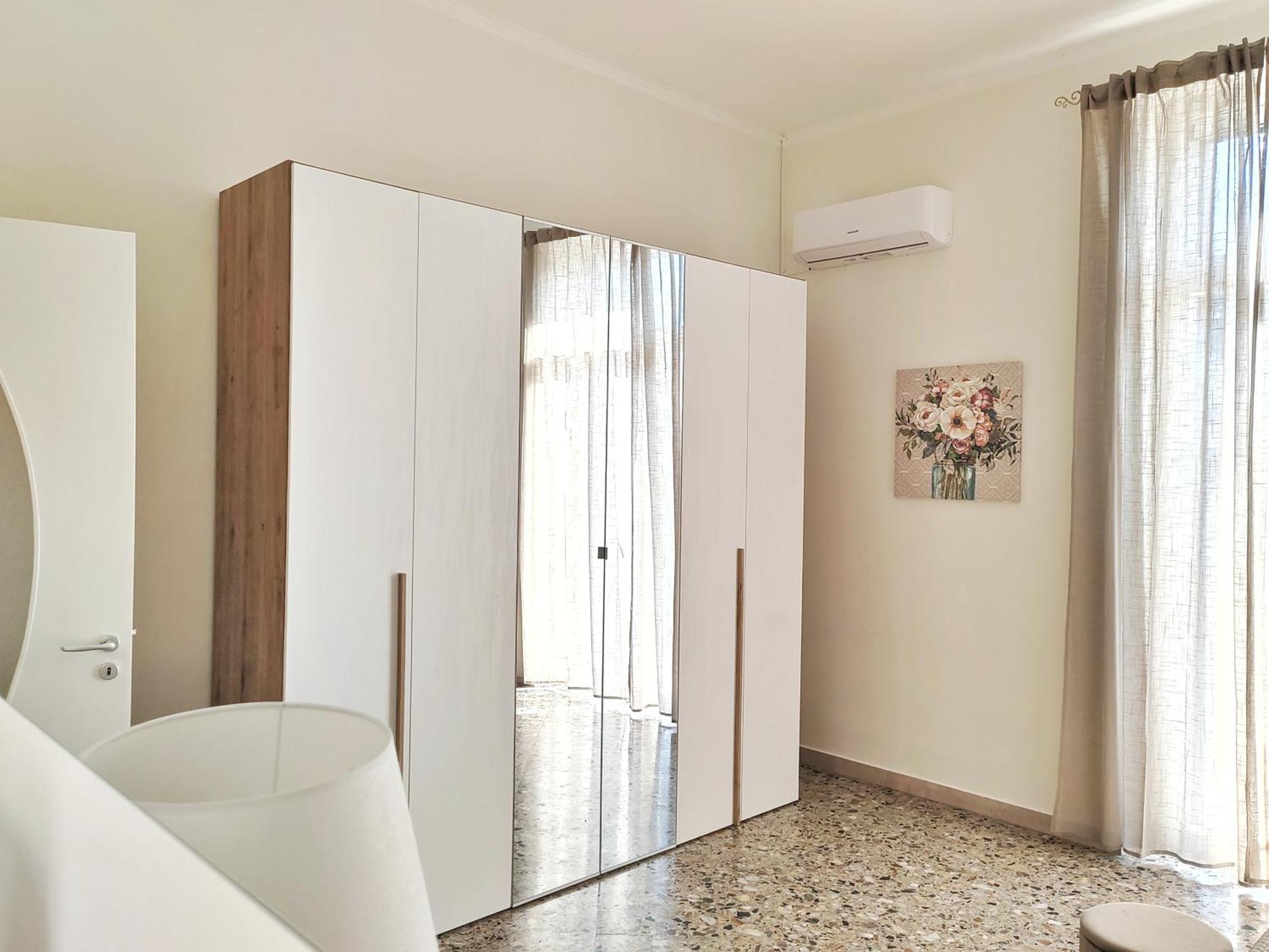 Dimora Amira Apartment Monopoli Bagian luar foto