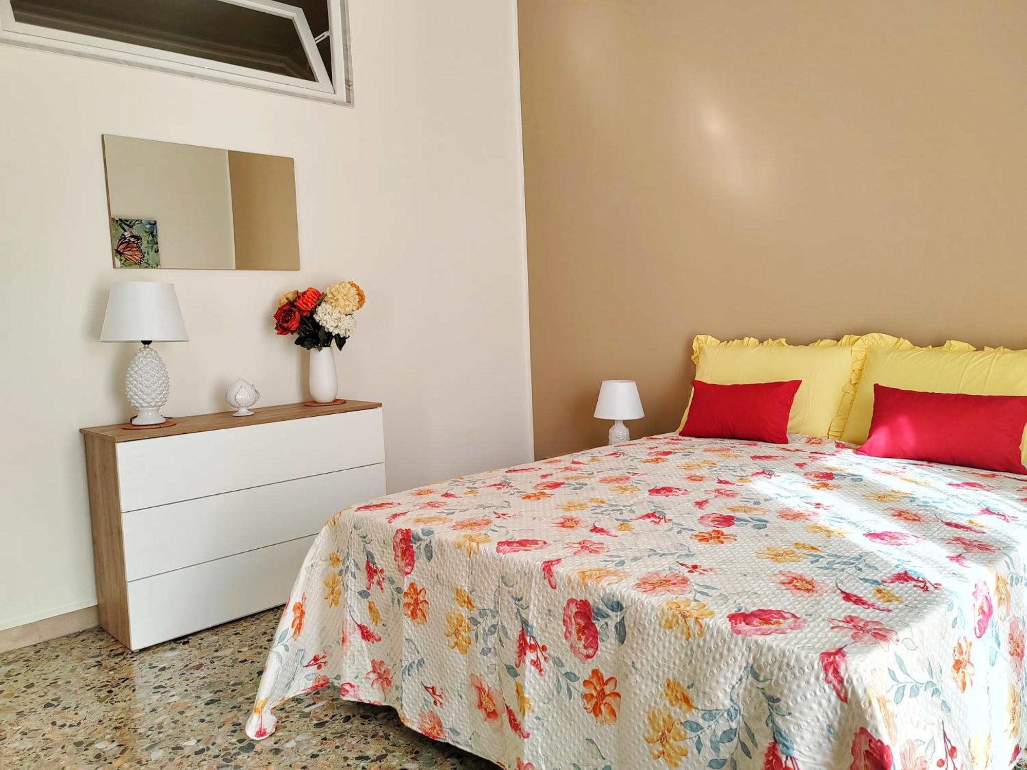 Dimora Amira Apartment Monopoli Bagian luar foto